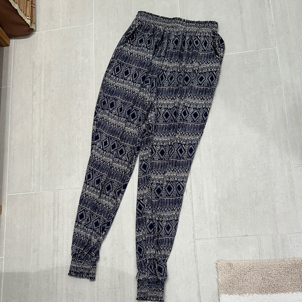 Patterned Blue and White Super Soft Joggers